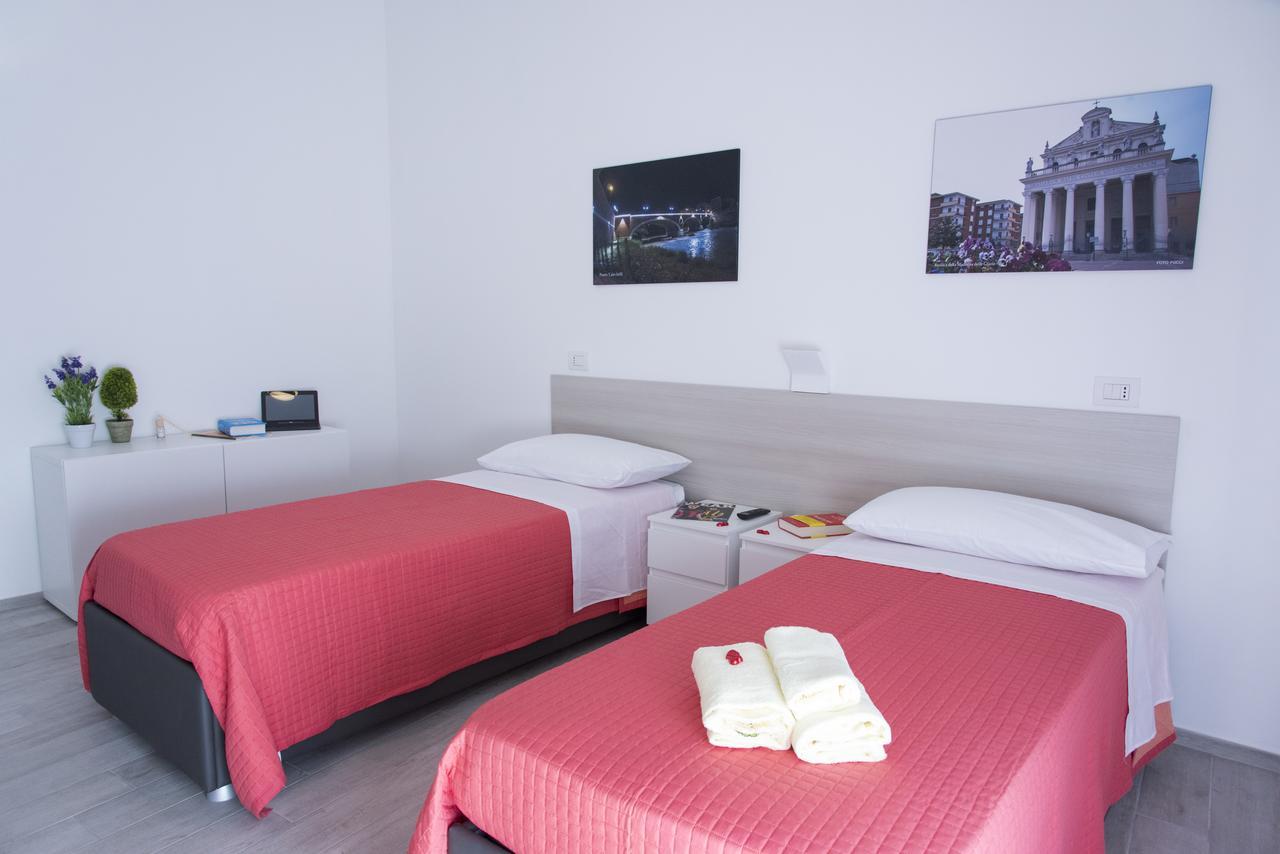 Al Duomo B&B 贝内文托 外观 照片
