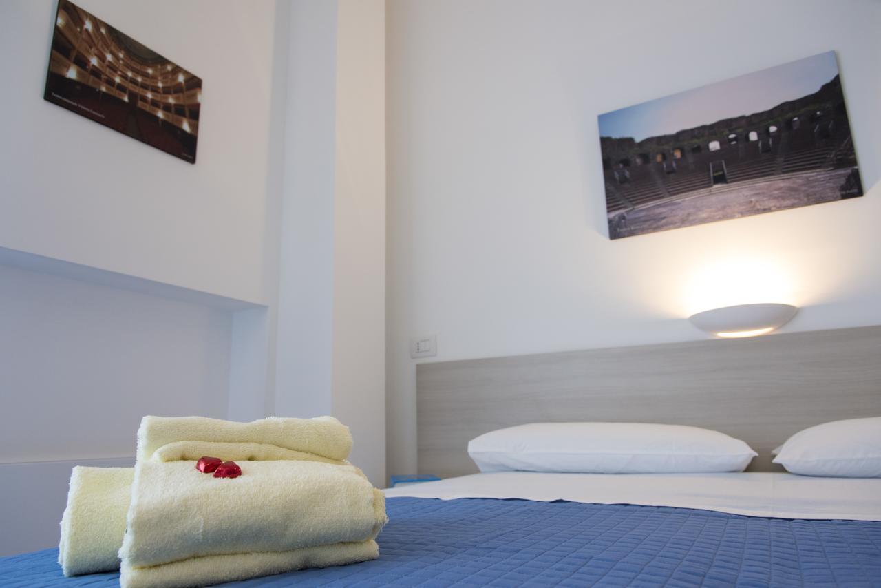 Al Duomo B&B 贝内文托 外观 照片